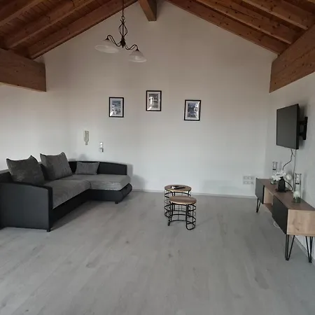 Monteure Kruft